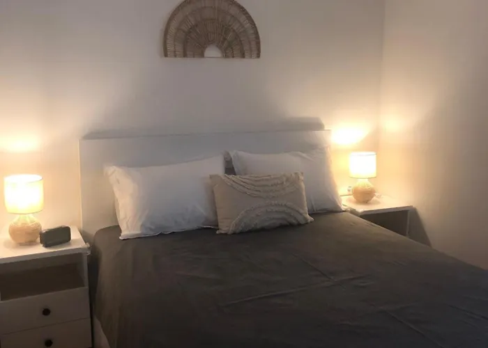 Stelios Seaside 公寓