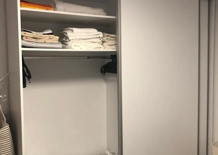 Stelios Seaside 公寓 *